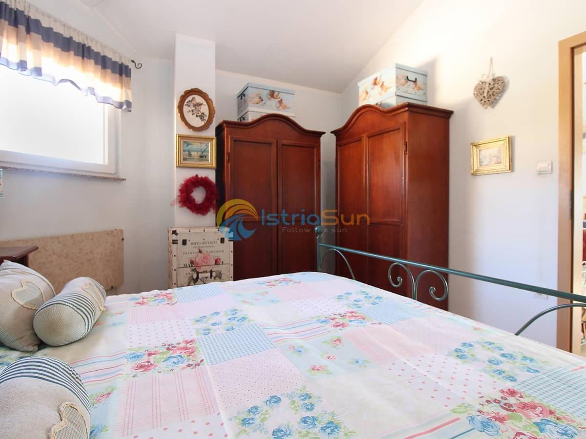 Apartments Bardak Ližnjan Kültér fotó