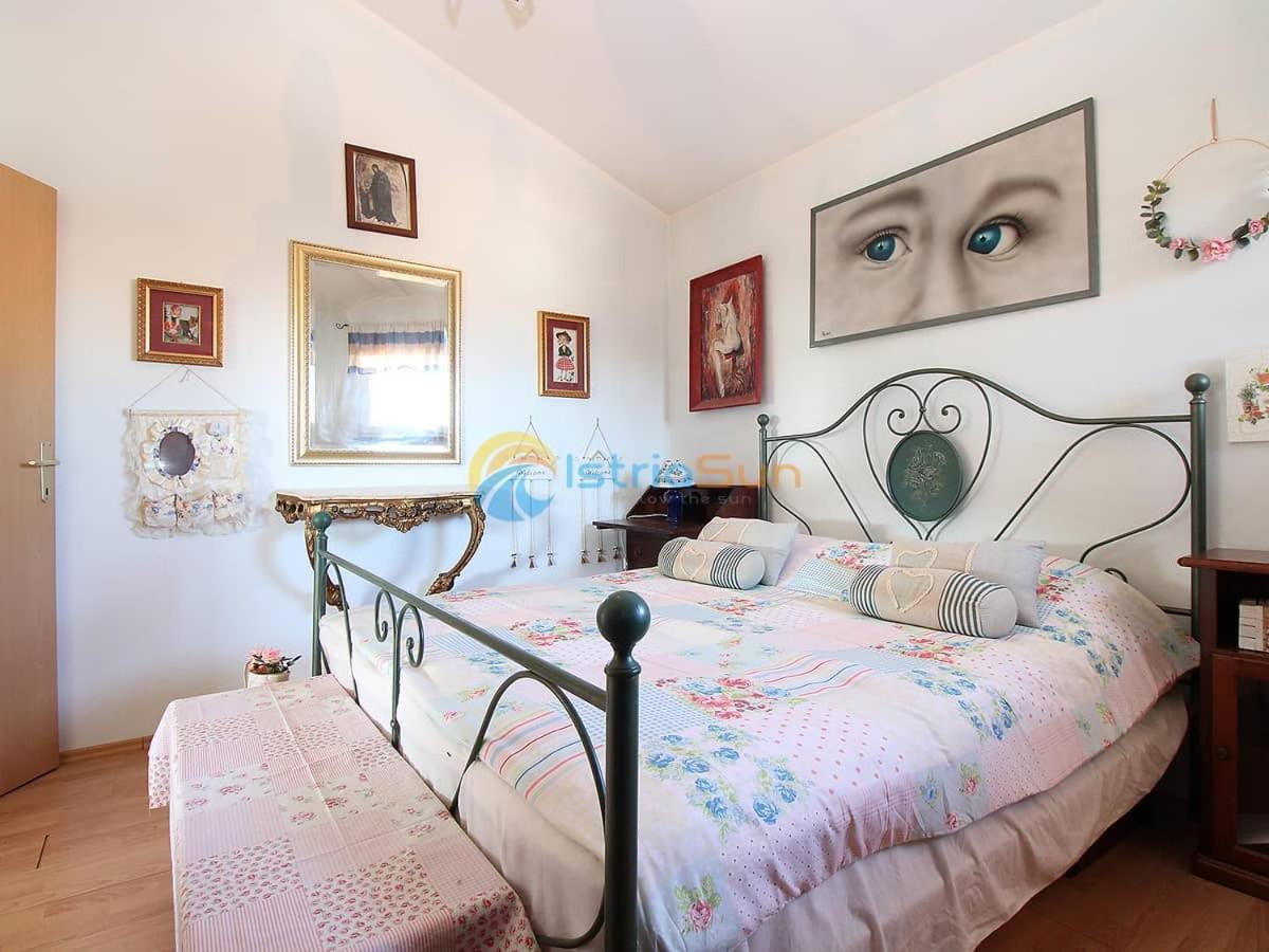 Apartments Bardak Ližnjan Kültér fotó