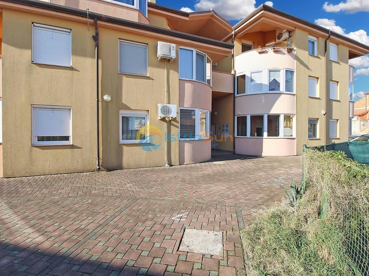 Apartments Bardak Ližnjan Kültér fotó