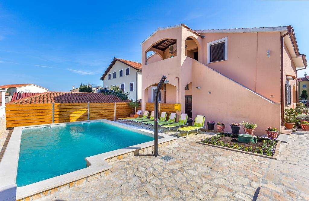 Apartments Bardak Ližnjan Kültér fotó